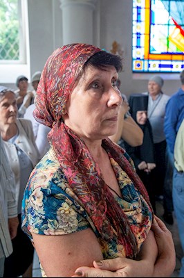 Божественная литургия на Архиерейском подворье — в храме в честь иконы Божией Матери «Утоли моя печали» г. Саратова