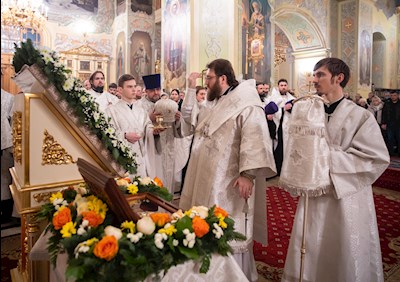 Митрополит Игнатий совершил всенощное бдение в Покровском соборе г. Саратова