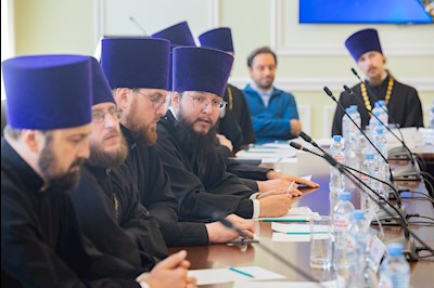 Митрополит Игнатий возглавил общее собрание благочинных Саратовской епархии и Административного секретариата