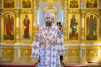 Митрополит Игнатий совершил всенощное бдение с чином выноса Креста в Свято-Троицком кафедральном соборе г. Вольска