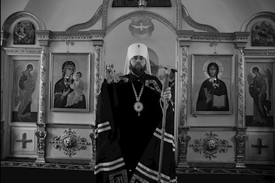 Митрополит Игнатий совершил великое повечерие с чтением Великого покаянного канона преподобного Андрея Критского в Спасо-Преображенском мужском монастыре г. Саратова