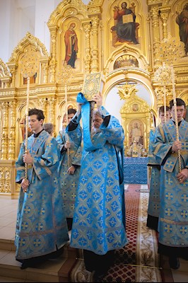Митрополит Игнатий возглавил соборное архиерейское богослужение в Казанском храме г. Саратова