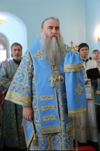 Божественная литургия в храме в честь Покрова Пресвятой Богородицы города Петровска