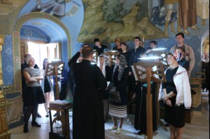 Крещальная литургия в Свято-Троицком кафедральном соборе г. Саратова
