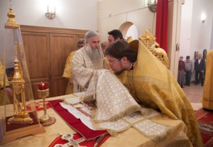 Божественная литургия на Архиерейском подворье — храме святых равноапостольных Кирилла и Мефодия при СГУ