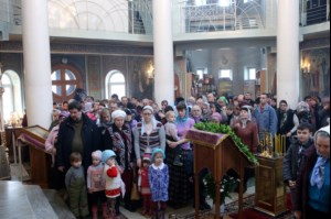 Божественная литургия и панихида в храме во имя Всех Святых, в земле Российской просиявших г. Саратова