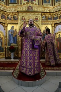 Божественная литургия в храме во имя святого великомученика Георгия Победоносца г.Саратова