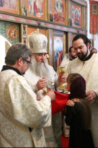 Божественная литургия в храме во имя святителя Тихона, епископа Воронежского, Задонского чудотворца г. Саратова