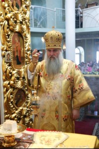 Божественная литургия в храме во имя Всех Святых, в земле Российской просиявших, г. Саратова