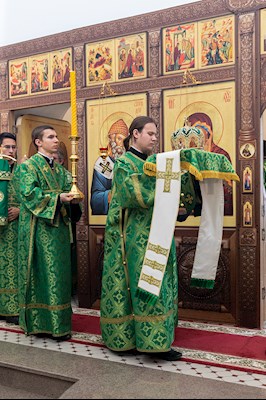 Божественная литургия в храме преподобного Сергия Радонежского г. Саратова