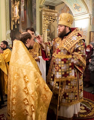 Митрополит Игнатий совершил всенощное бдение в храме Покрова Пресвятой Богородицы г. Саратова