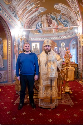 Митрополит Игнатий совершил Божественную литургию в Свято-Троицком кафедральном соборе г. Саратова