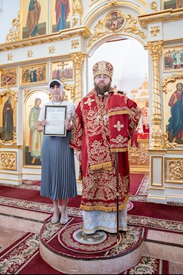 Митрополит Игнатий совершил Божественную литургию в храме Святых Царственных страстотерпцев поселка Дубки