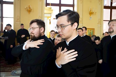 Митрополит Игнатий совершил Литургию Преждеосвященных Даров в храме святого апостола и евангелиста Иоанна Богослова при СПДС