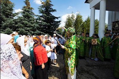 Митрополит Игнатий совершил Божественную литургию в Свято-Сергиевском женском монастыре с. Алексеевка