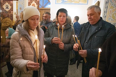 Митрополит Игнатий совершил Великое освящение храма святителя и Чудотворца Николая села Долгий Буерак Гагаринского района г. Саратова и Божественную литургию в новоосвященном храме