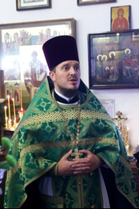 Божественная литургия в храме во имя преподобного Сергия Радонежского поселок Юбилейный г.Саратова