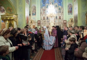 Всенощное бдение в храме в честь Покрова Пресвятой Богородицы г.Саратова