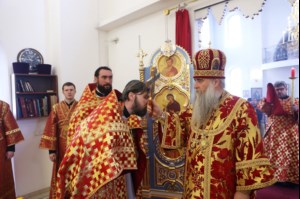 Божественная литургия в храме во имя святых первоверховных апостолов Петра и Павла г. Аткарска