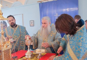 Божественная литургия в храме в честь Рождества Пресвятой Богородицы с. Ершовка (Муммовское) Аткарского района