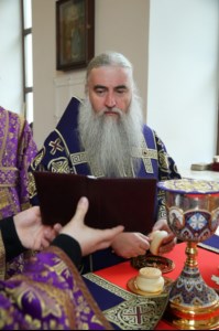 Божественная литургия в храме в честь Рождества Христова г.Саратова