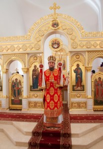 Божественная литургия на Архиерейском подворье — храме во имя святых равноапостольных Мефодия и Кирилла при СГУ в день памяти святых братьев