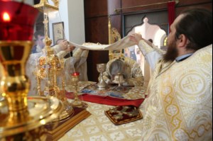 Божественная литургия в Свято-Алексиевском женском монастыре г.Саратова