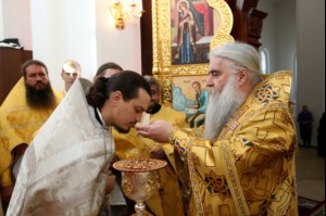 Божественная литургия в храме в честь Нерукотворного Образа Спасителя г. Саратова