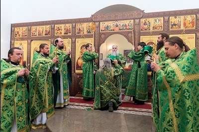 Божественная литургия в храме преподобного Сергия Радонежского г. Саратова