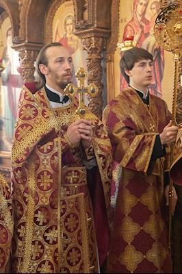 Божественная литургия в храме во имя святых бессребреников и чудотворцев Космы и Дамиана г. Саратова