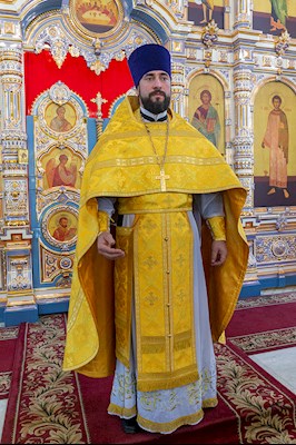 Божественная литургия в Петропавловском храме г. Аткарска