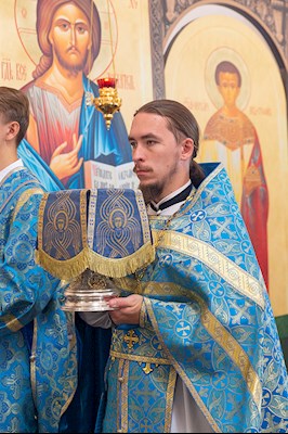 Божественная литургия в храме в честь Владимирской иконы Божией Матери с. Багаевка