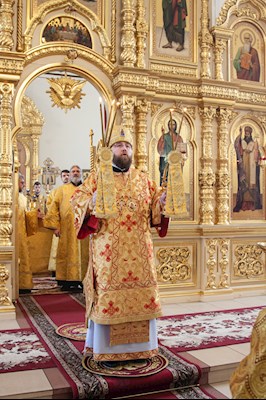 Митрополит Игнатий совершил Божественную литургию в храме Казанской иконы Божией Матери г. Саратова