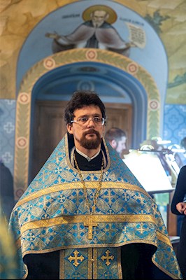 Утреня с чтением акафиста в Свято-Троицком кафедральном соборе г. Саратова