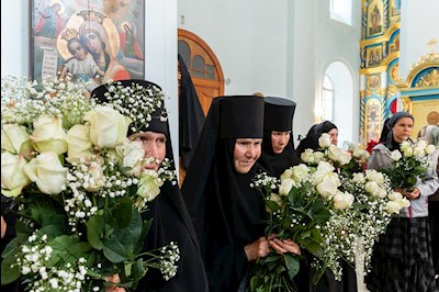 Митрополит Лонгин совершил отпевание игумении Ксении (Афанасьевой)