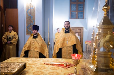 Митрополит Игнатий совершил всенощное бдение в Свято-Духовском соборе г. Саратова