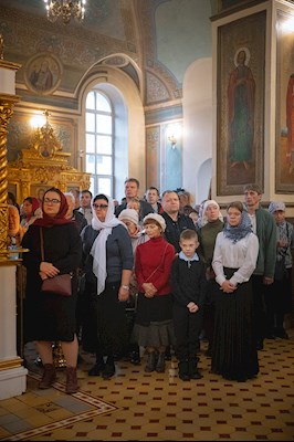 Митрополит Игнатий возглавил соборное архиерейское богослужение в Свято-Троицком кафедральном соборе г. Покровска (Энгельса)