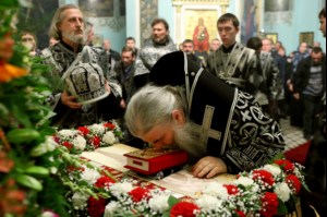 Утреня с Чином погребения в храме в честь Сошествия Святого Духа г.Саратова