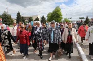Божественная литургия в храме в честь Покрова Пресвятой Богородицы р.п. Новые Бурасы