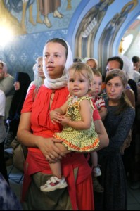 Епископ Пахомий совершил Божественную литургию в Свято-Троицком кафедральном соборе Саратова