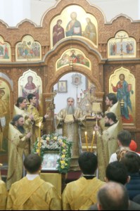 Божественная литургия в храме во имя святого равноапостольного великого князя Владимира г. Саратова