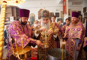 Божественная литургия на Подворье Свято-Никольского мужского монастыря г.Саратова с.Елшанка Воскресенского района