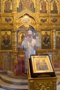 Митрополит Лонгин совершил чин Великого освящения воды