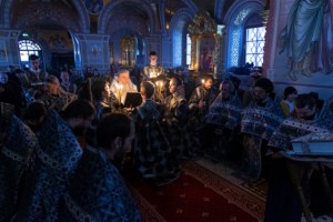 Пассия в Свято-Троицком кафедральном соборе г. Саратова