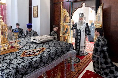 Литургия Преждеосвященных Даров и монашеский постриг в Свято-Алексиевском женском монастыре г. Саратова