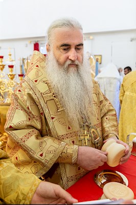 Божественная литургия в храме во имя святых первоверховных апостолов Петра и Павла г. Аткарска