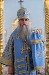 Божественная литургия в храме в честь Покрова Пресвятой Богородицы города Петровска