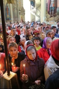 Великая Пасхальная вечерня в Покровском храме Саратова