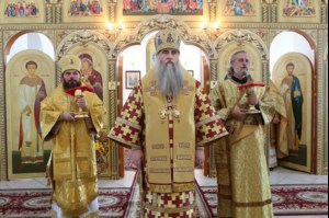 Божественная Литургия в храме святых первоверховных апостолов Петра и Павла г.Красноармейска