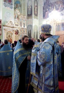 Всенощное бдение в храме в честь Покрова Пресвятой Богородицы г. Саратова